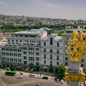 комплекс Monograph Freedom Square Тбилиси